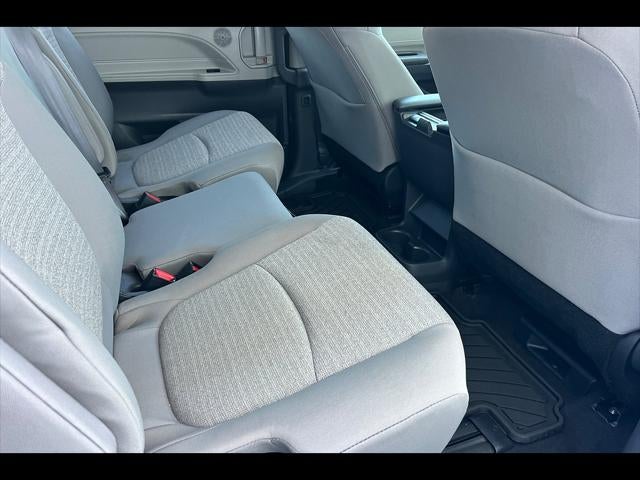 2023 Toyota Sienna LE 8-Passenger
