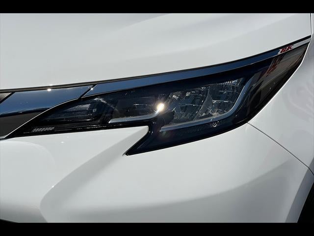 2023 Toyota Sienna LE 8-Passenger