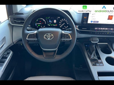 2025 Toyota Sienna XLE 8-Passenger