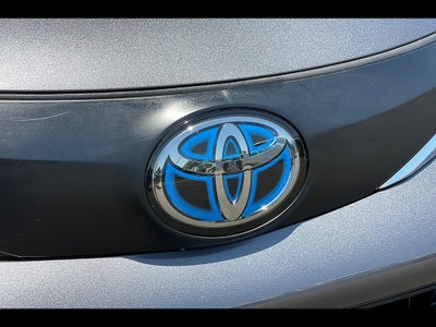 2025 Toyota Sienna XLE 8-Passenger