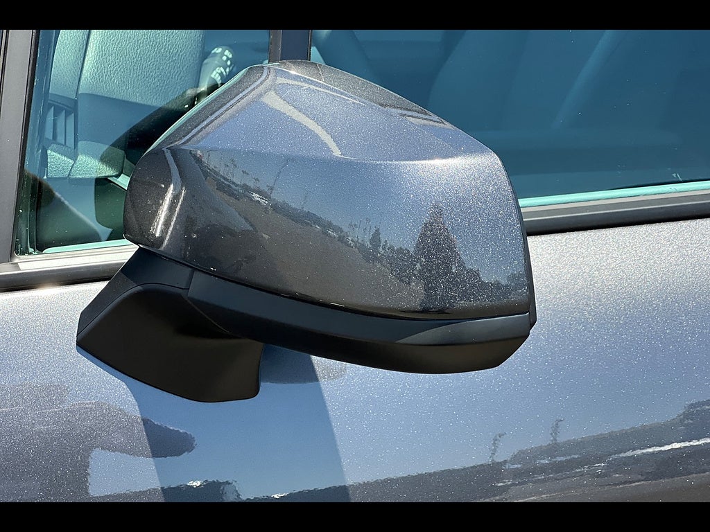 2025 Toyota Sienna XLE 8-Passenger
