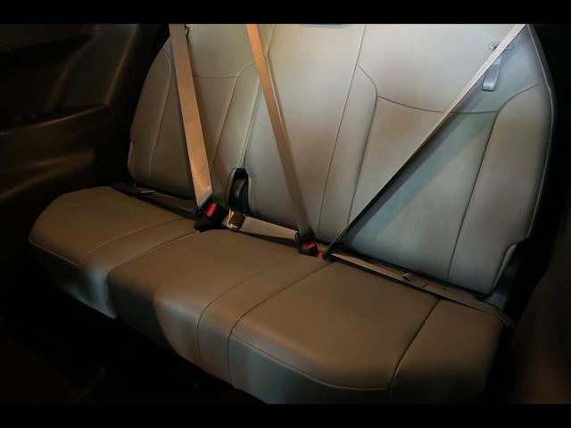 2025 Toyota Sienna XLE 8-Passenger