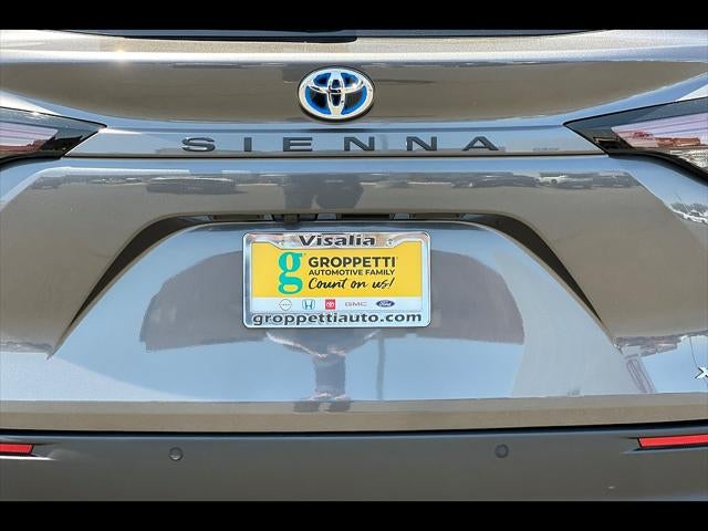 2025 Toyota Sienna XLE 8-Passenger