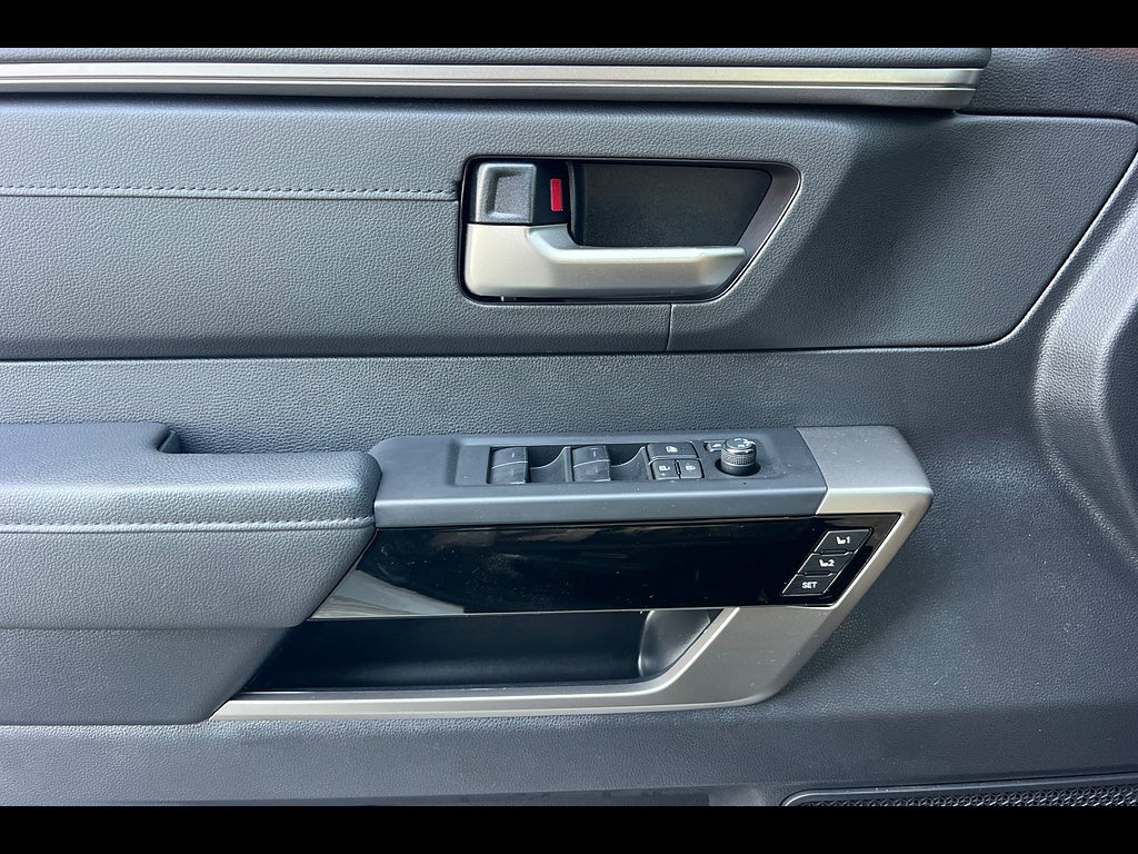 2023 Toyota Tundra 4WD Limited HV