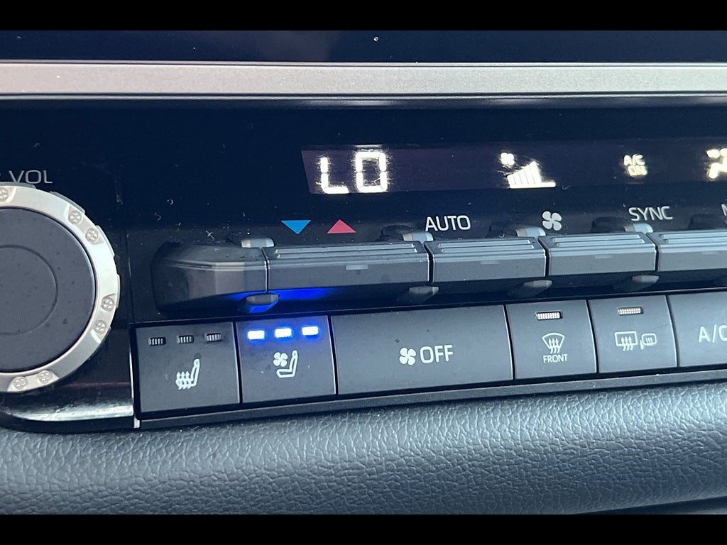 2023 Toyota Tundra 4WD Limited HV