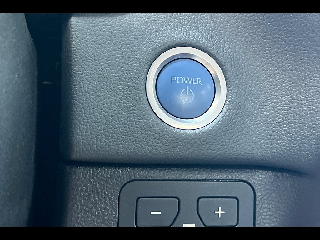2023 Toyota Tundra 4WD Limited HV