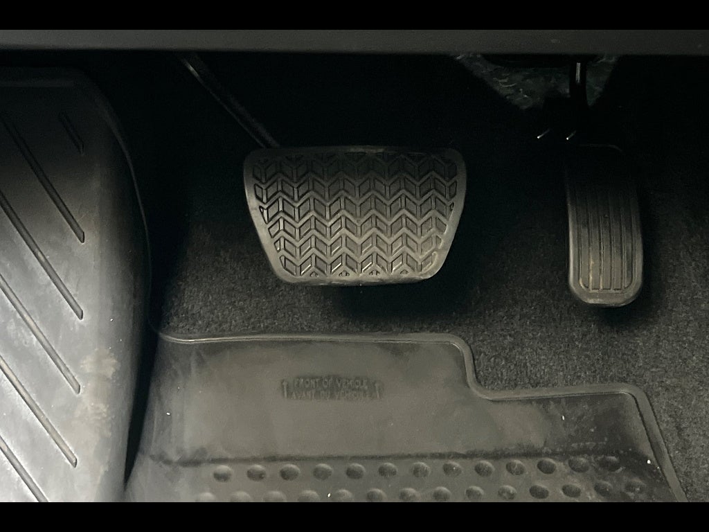 2023 Toyota Tundra 4WD Limited HV