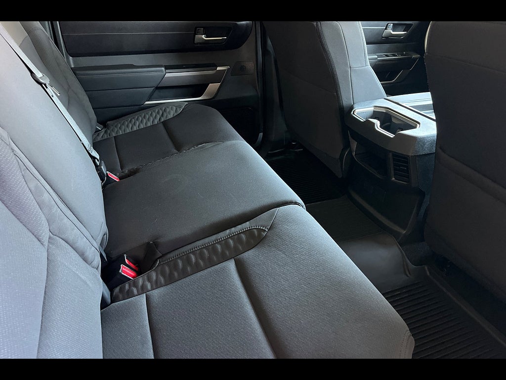 2023 Toyota Tundra 4WD SR5