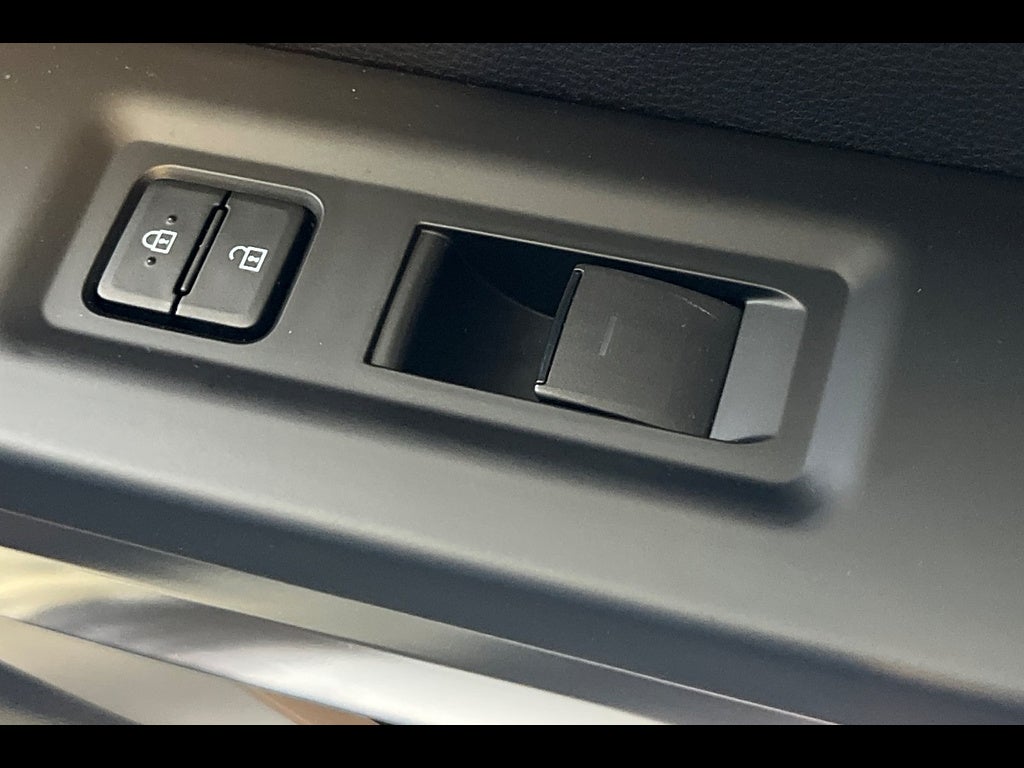 2023 Toyota Tundra 4WD SR5