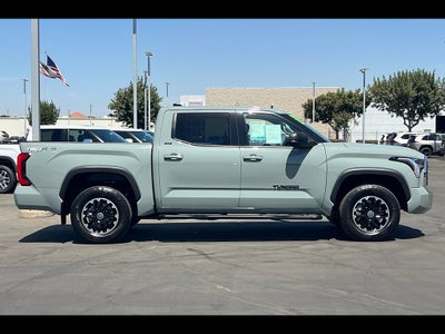 2023 Toyota Tundra 4WD SR5