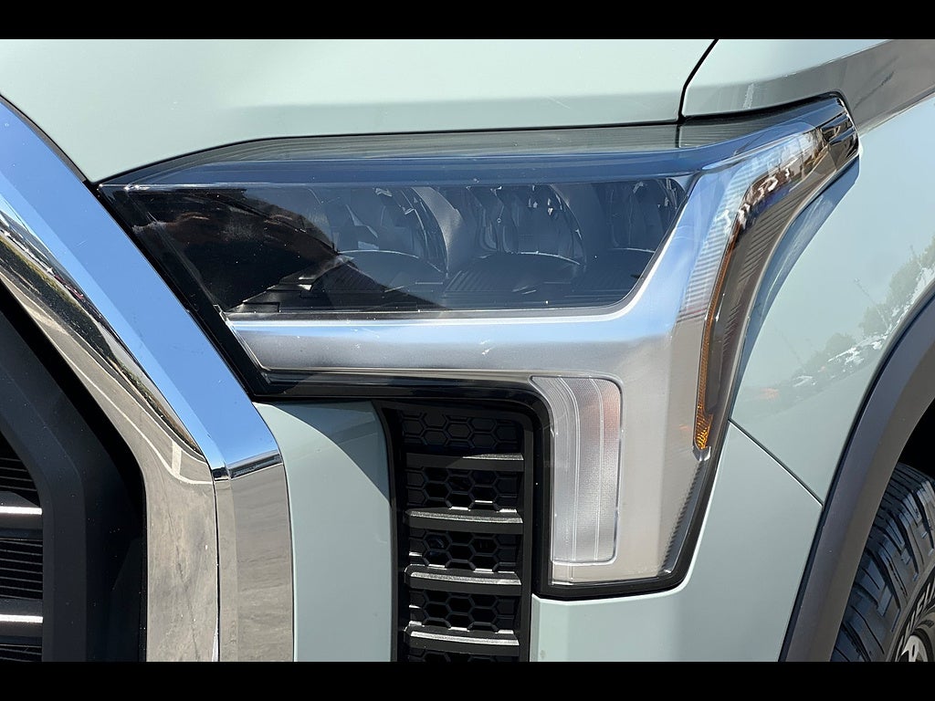 2023 Toyota Tundra 4WD SR5