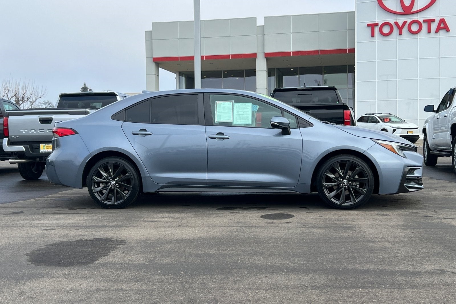 2023 Toyota Corolla SE