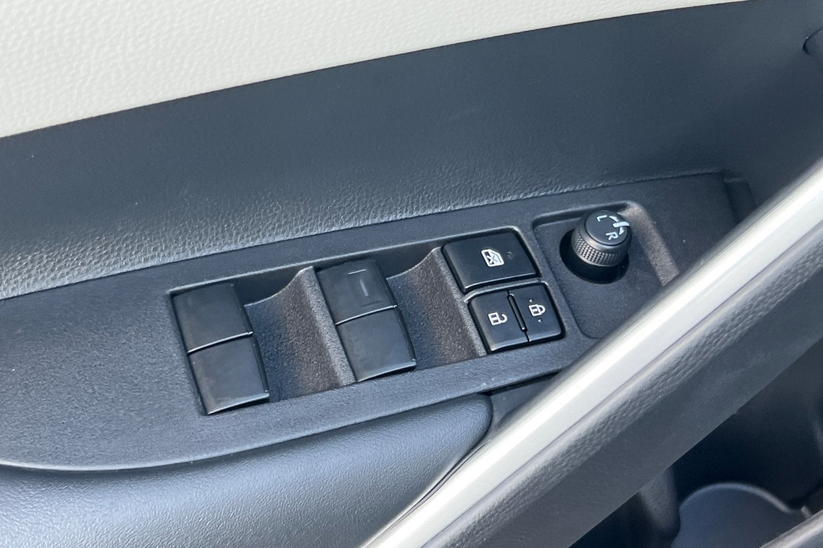 2025 Toyota Corolla Cross L