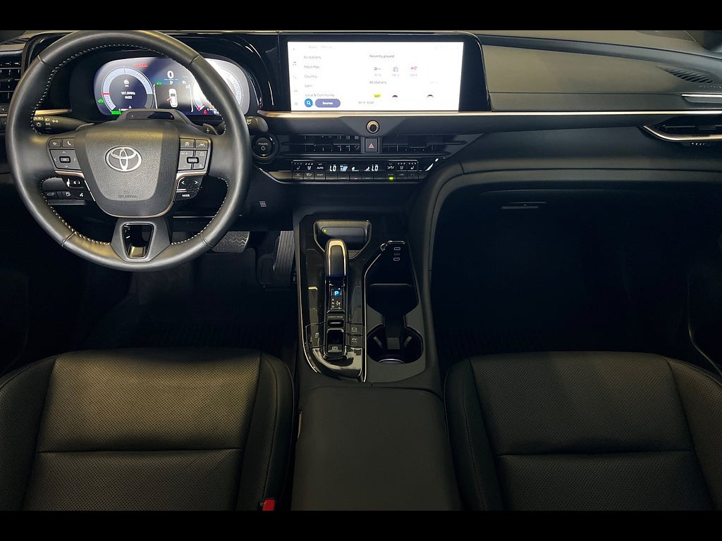 2025 Toyota Crown Signia Limited