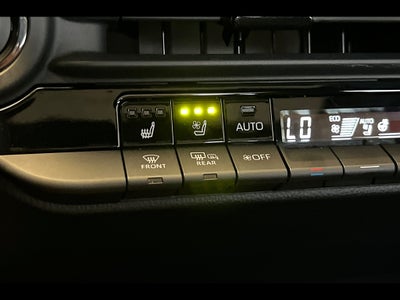 2025 Toyota Crown Signia Limited