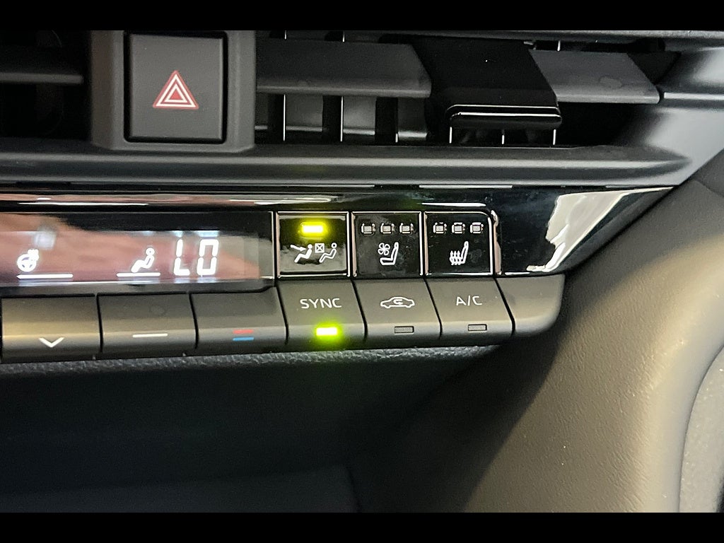 2025 Toyota Crown Signia Limited