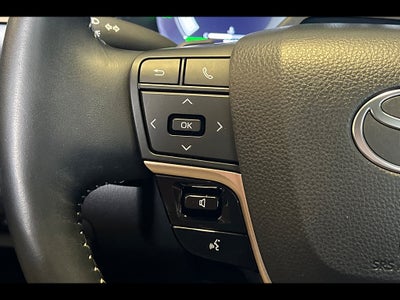 2025 Toyota Crown Signia Limited