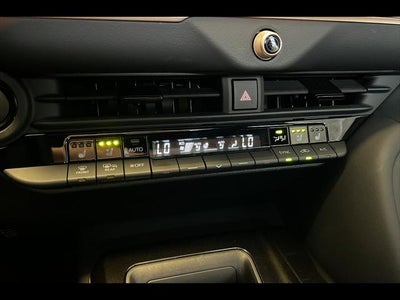 2025 Toyota Crown Signia Limited