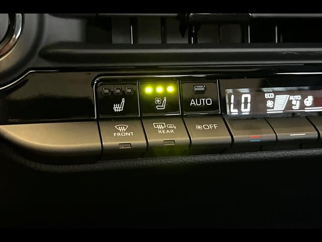 2025 Toyota Crown Signia Limited