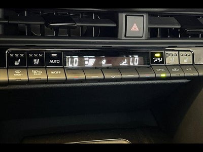 2025 Toyota Crown Signia Limited