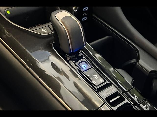 2025 Toyota Crown Signia Limited