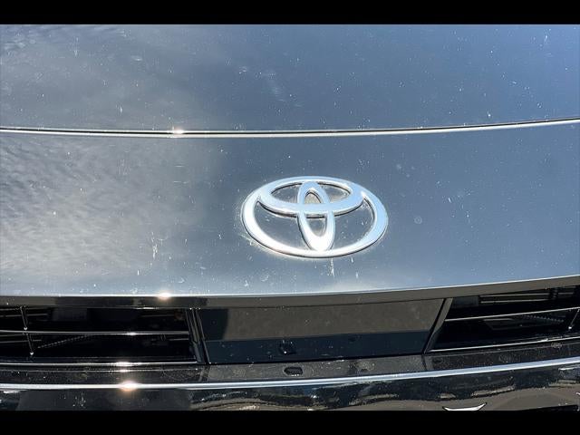 2025 Toyota Crown Signia Limited