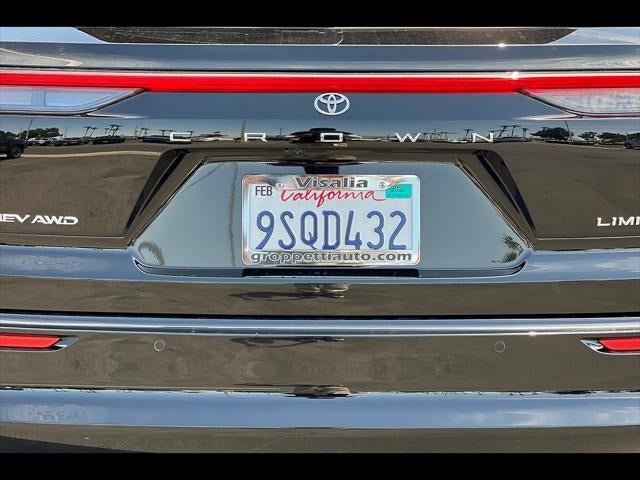 2025 Toyota Crown Signia Limited