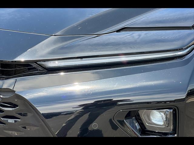 2025 Toyota Crown Signia Limited