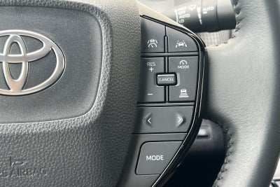 2025 Toyota bZ4X XLE