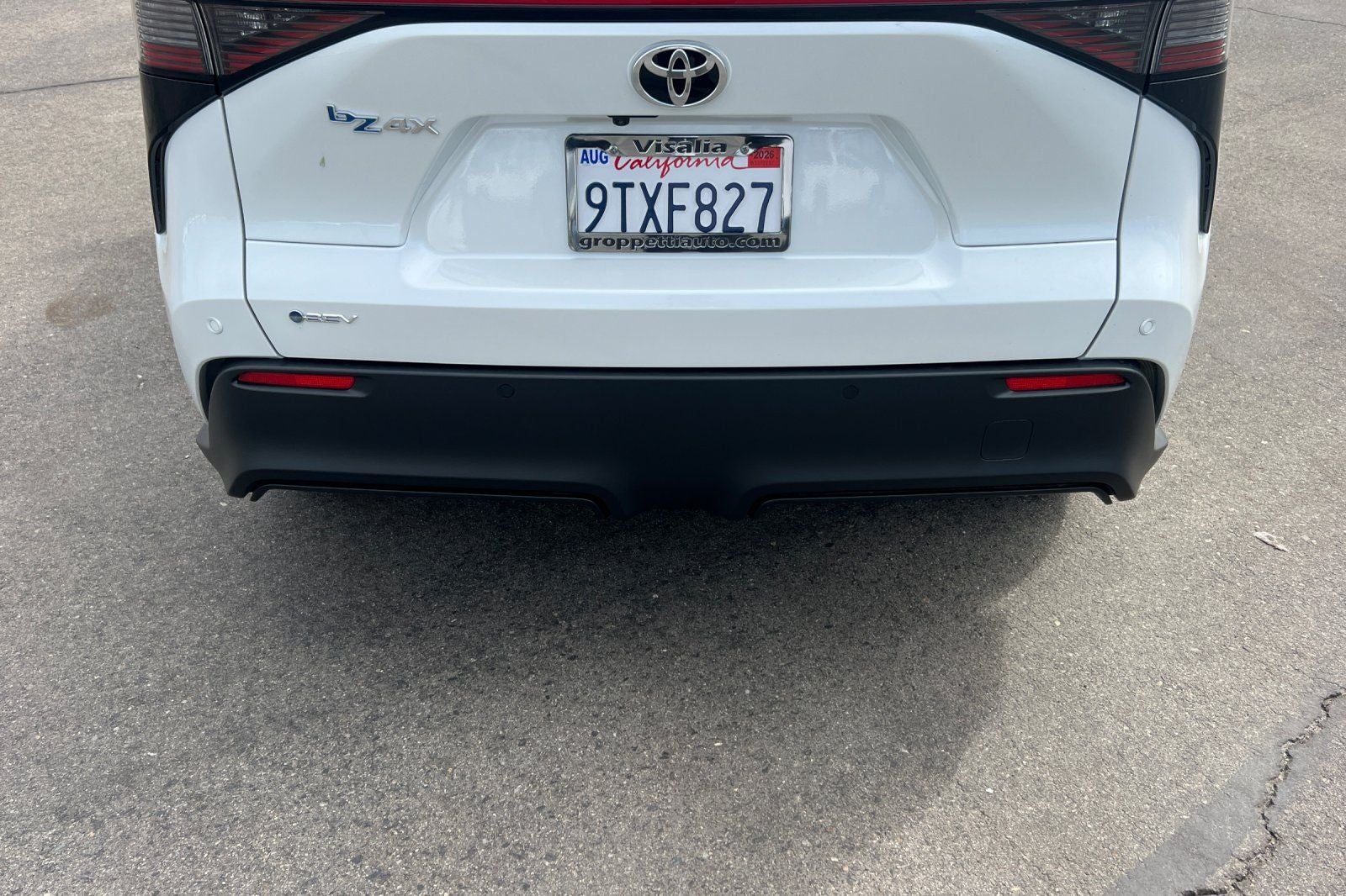 2025 Toyota bZ4X XLE