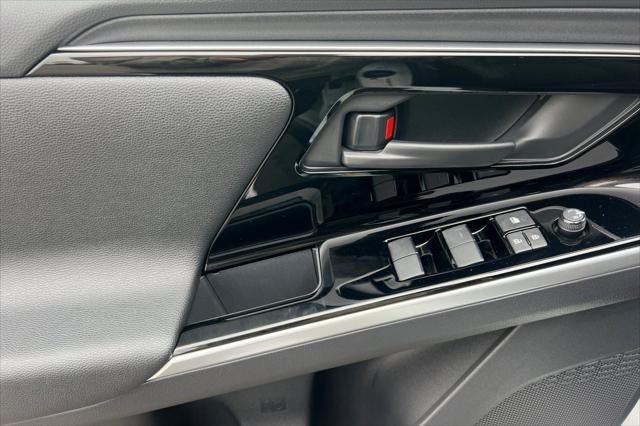 2024 Toyota bZ4X XLE