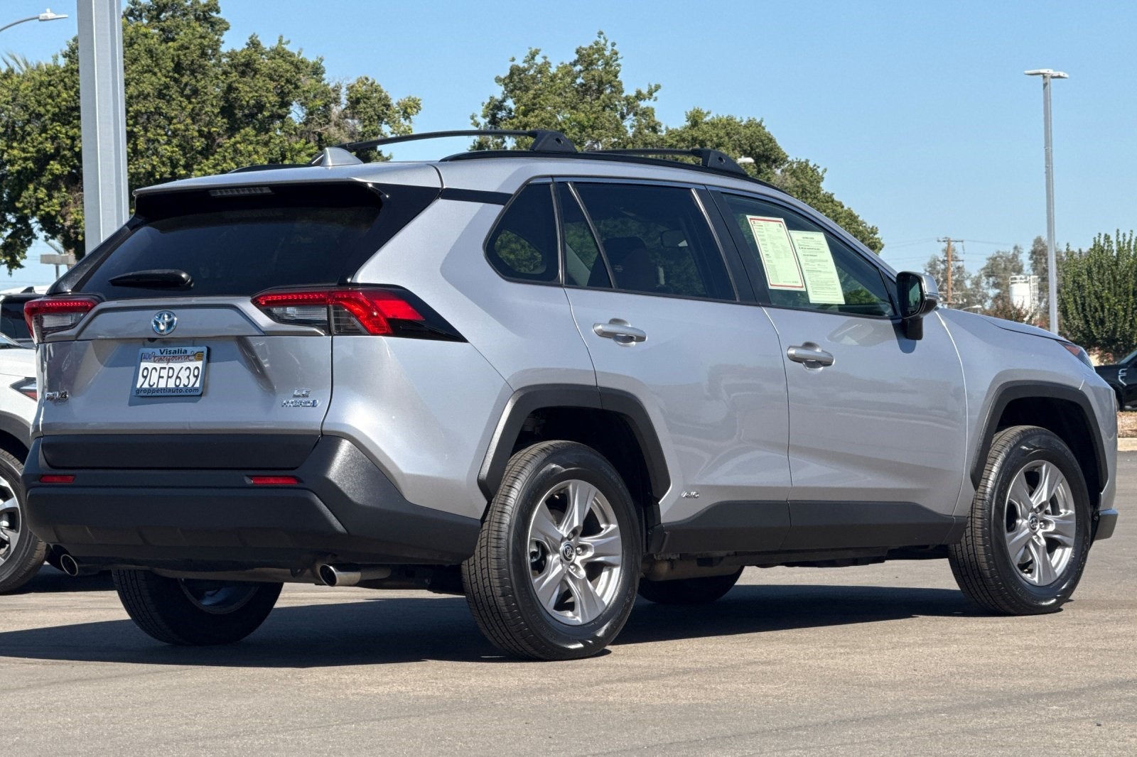 2022 Toyota RAV4 Hybrid LE