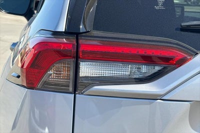 2022 Toyota RAV4 Hybrid LE