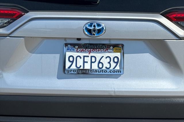 2022 Toyota RAV4 Hybrid LE