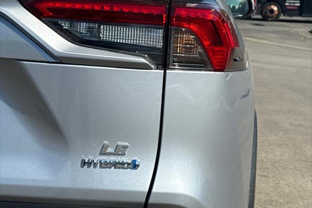 2022 Toyota RAV4 Hybrid LE