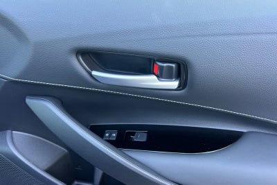 2023 Toyota Corolla Hatchback SE