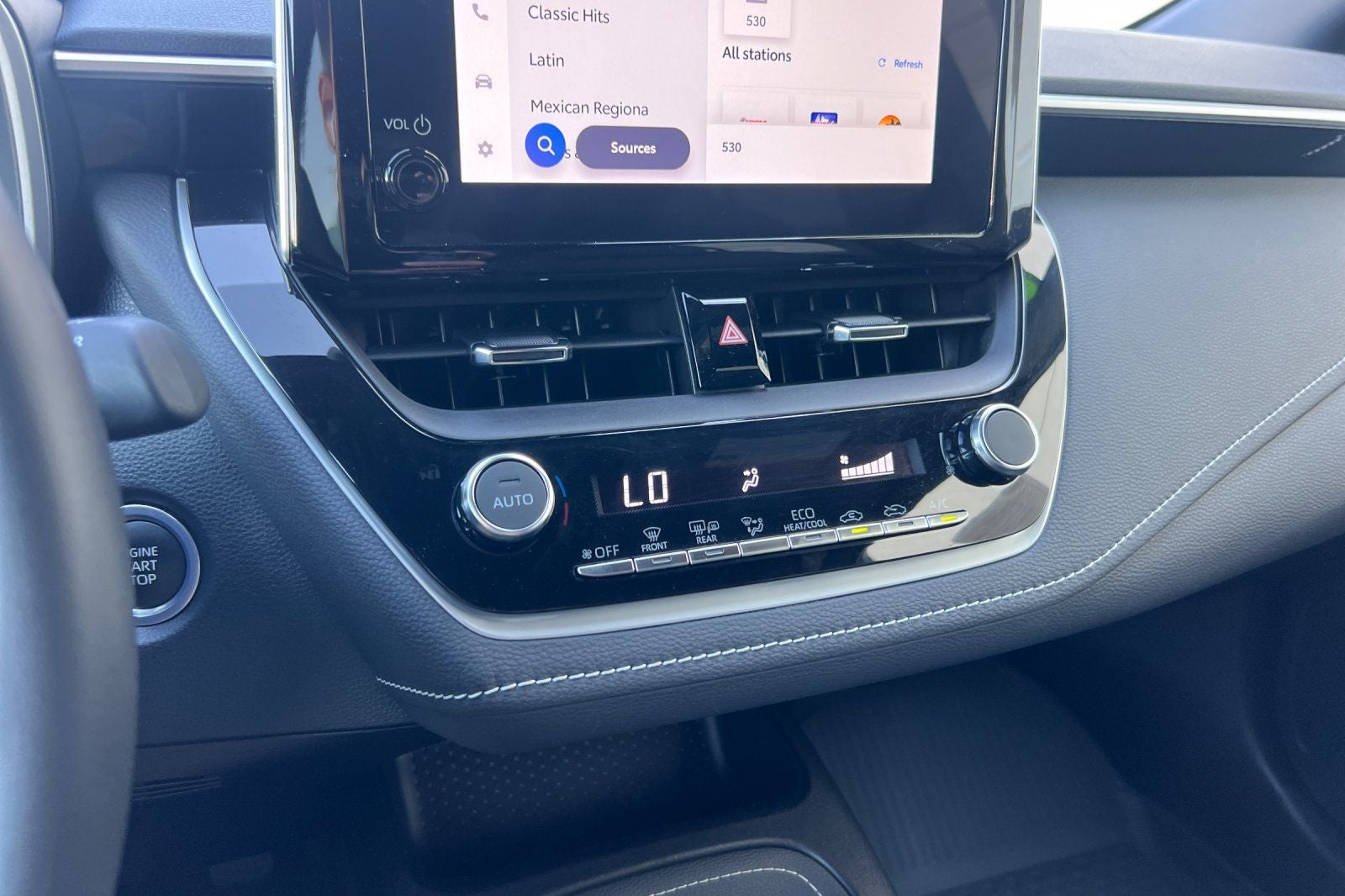 2023 Toyota Corolla Hatchback SE