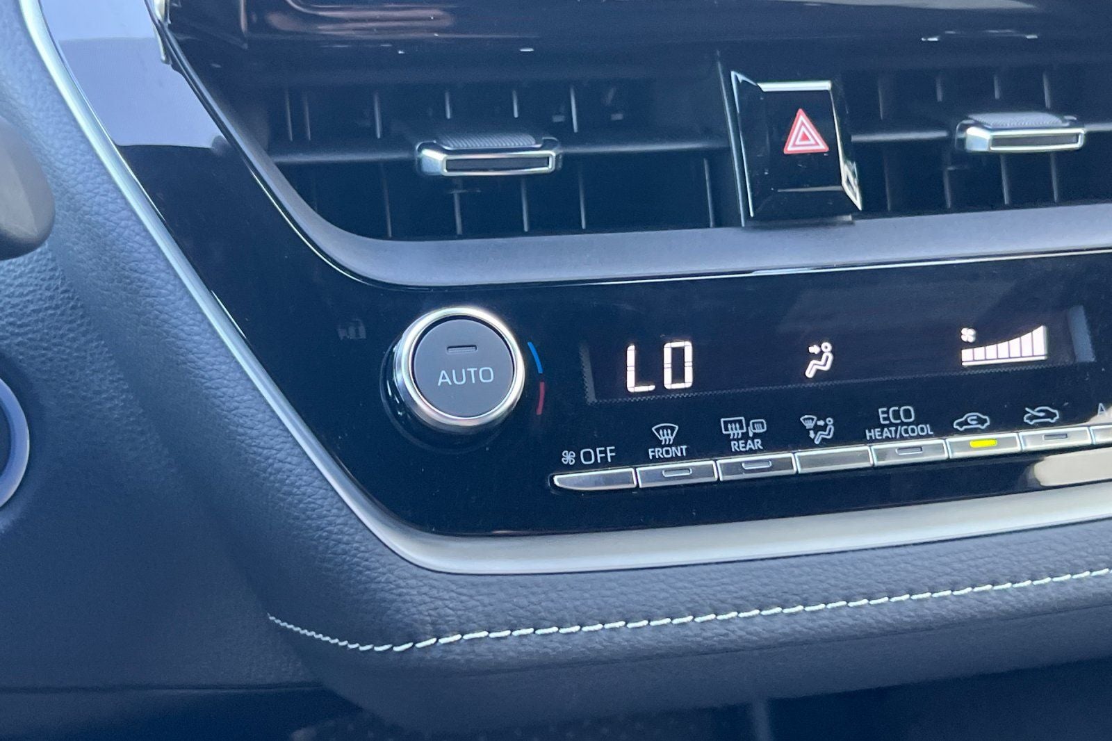 2023 Toyota Corolla Hatchback SE