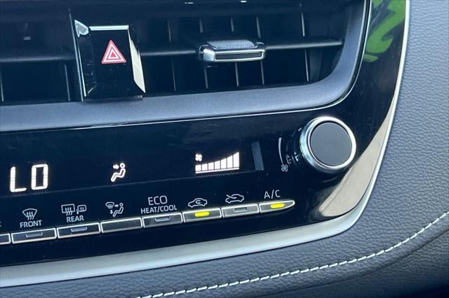 2023 Toyota Corolla Hatchback SE