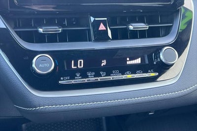 2023 Toyota Corolla Hatchback SE