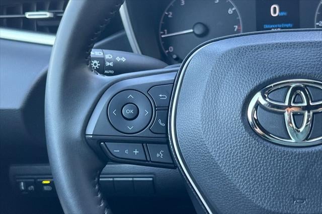 2023 Toyota Corolla Hatchback SE