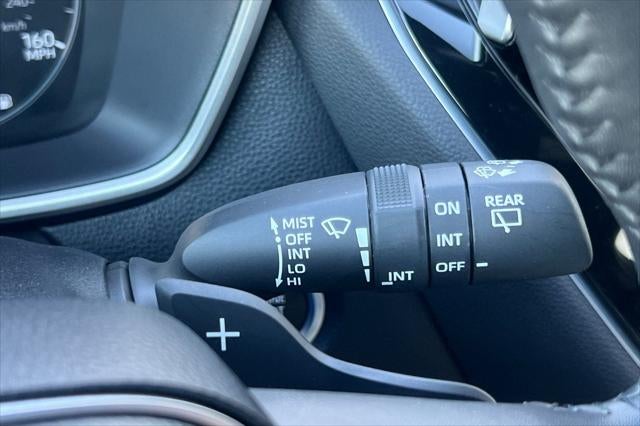 2023 Toyota Corolla Hatchback SE