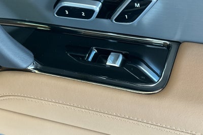 2023 Land Rover Range Rover Sport SE