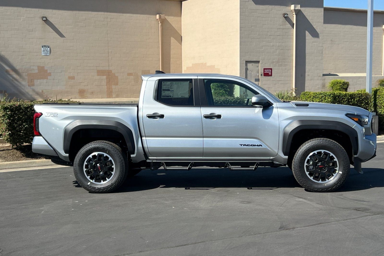 2026 Toyota Tacoma i-FORCE MAX TRD Off-Road i-FORCE MAX