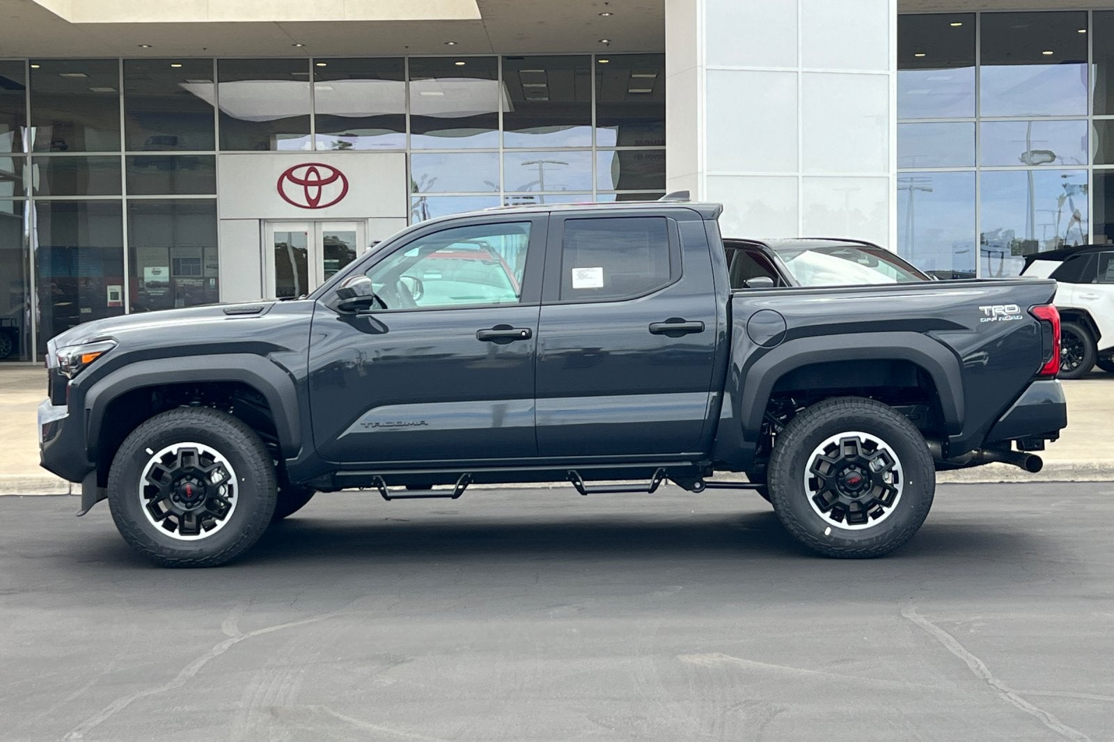 2026 Toyota Tacoma i-FORCE MAX TRD Off-Road i-FORCE MAX