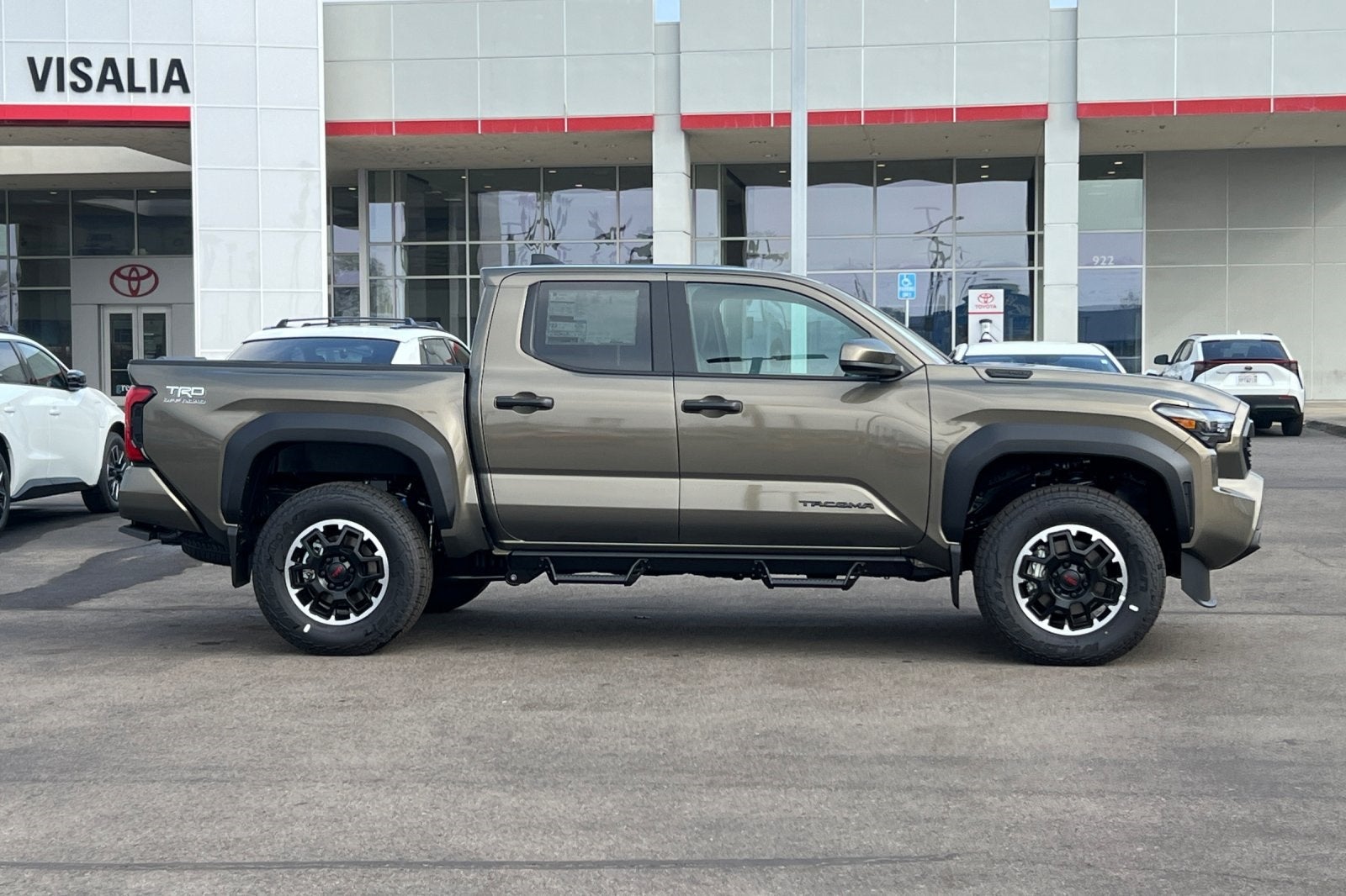 2026 Toyota Tacoma i-FORCE MAX TRD Off-Road i-FORCE MAX