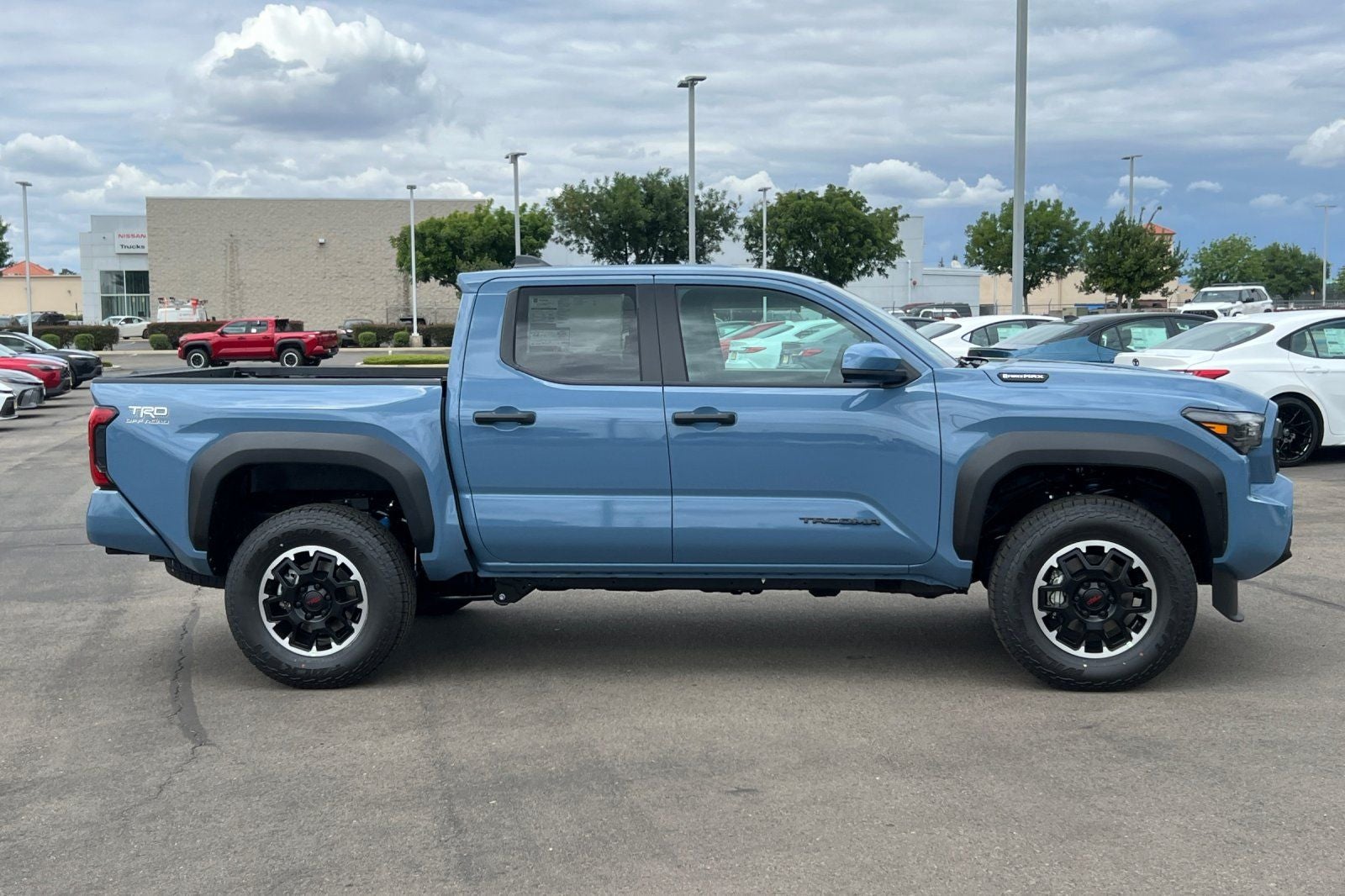 2026 Toyota Tacoma i-FORCE MAX TRD Off-Road i-FORCE MAX
