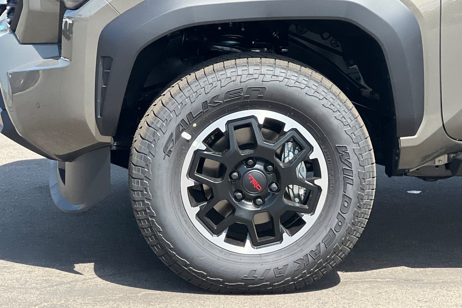 2026 Toyota Tacoma i-FORCE MAX TRD Off-Road i-FORCE MAX