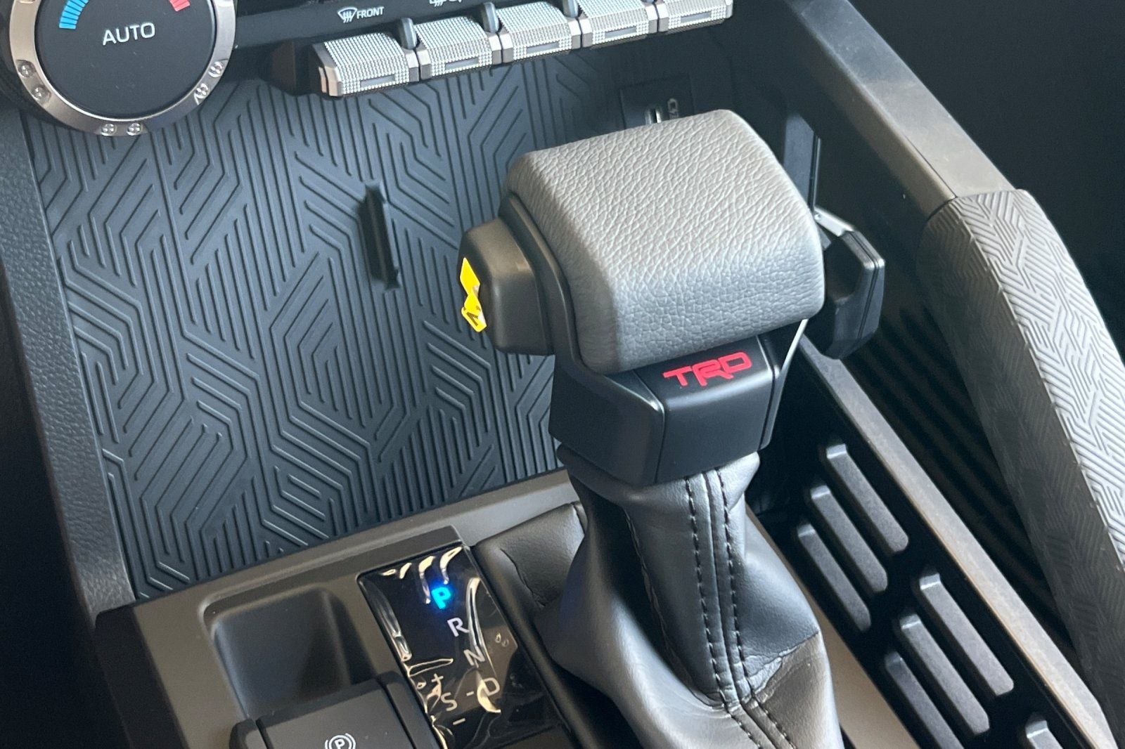 2026 Toyota Tacoma i-FORCE MAX TRD Off-Road i-FORCE MAX