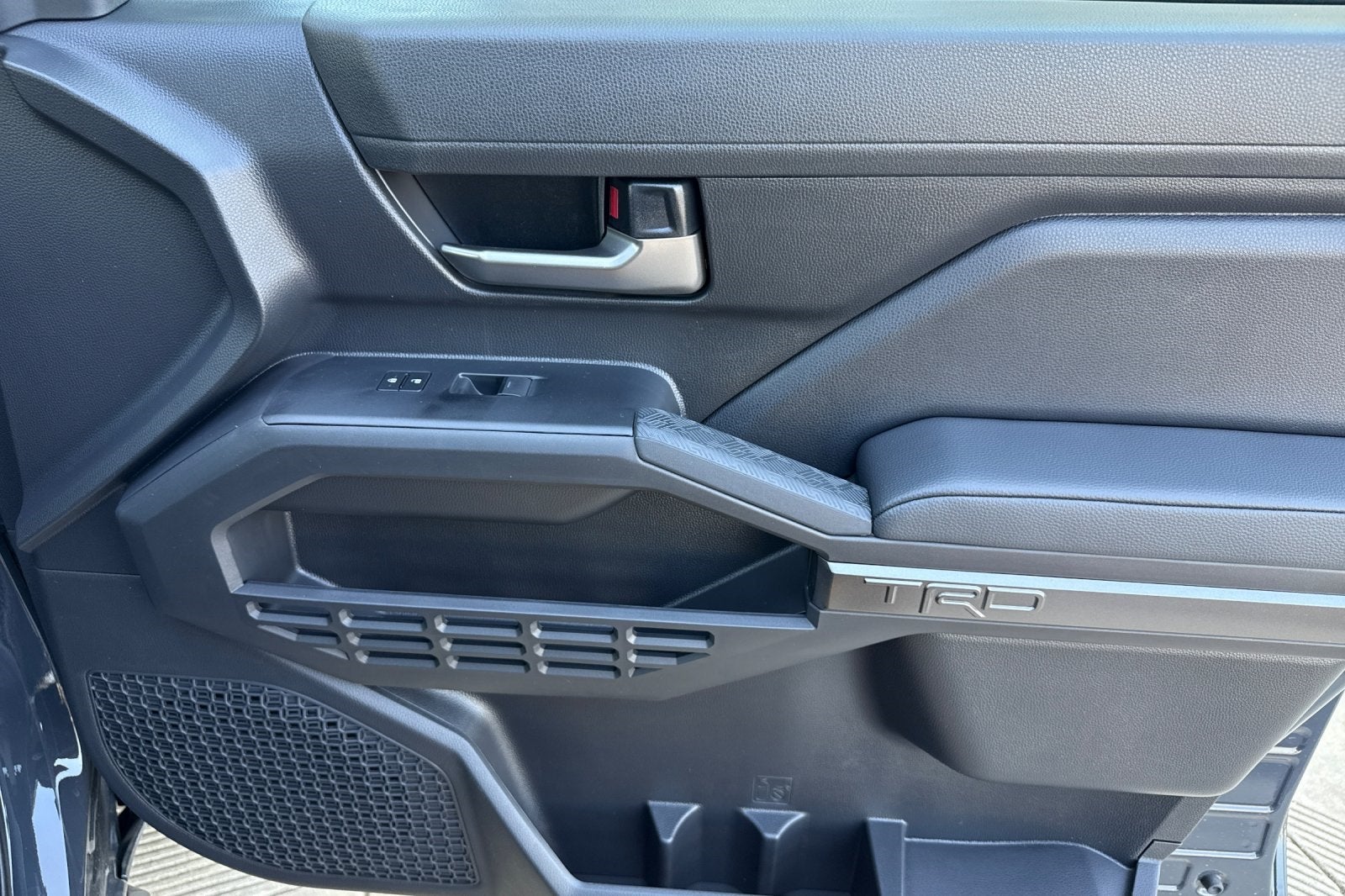 2025 Toyota Tacoma i-FORCE MAX TRD Off-Road i-FORCE MAX